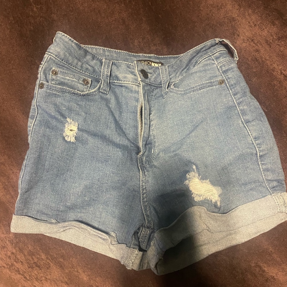 Fashion nova shorts